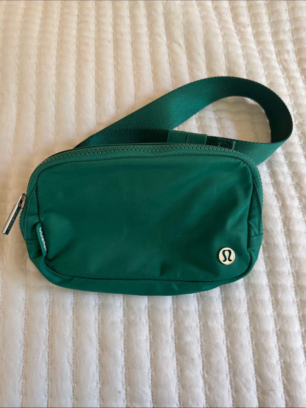 lululemon athletica Green Everywhere Belt Bag